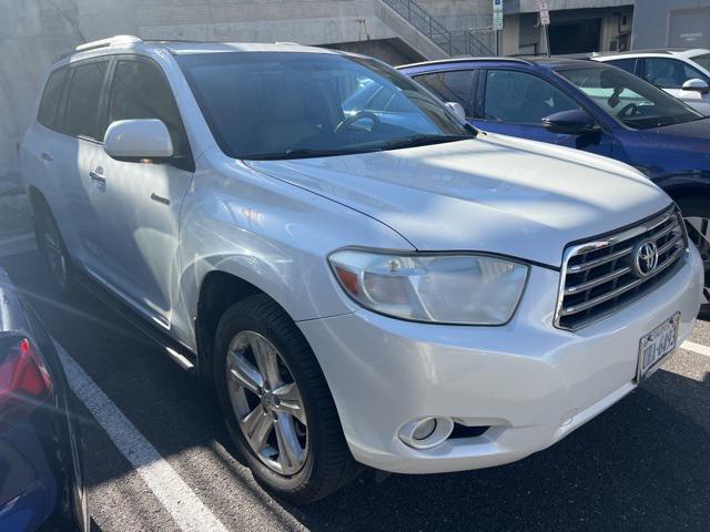 used 2010 Toyota Highlander car, priced at $11,495