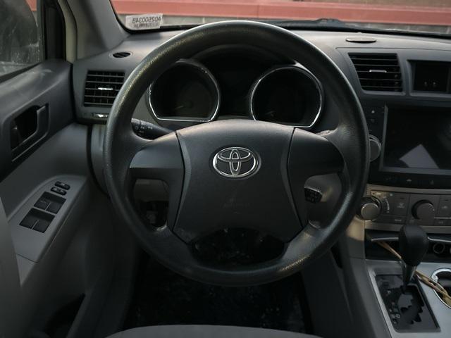 used 2011 Toyota Highlander car, priced at $9,249