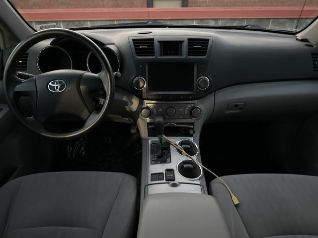 used 2011 Toyota Highlander car, priced at $9,249