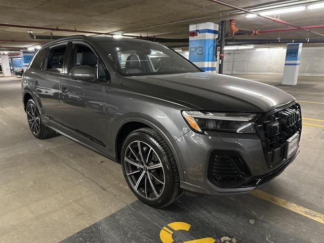 new 2025 Audi Q7 car, priced at $69,530