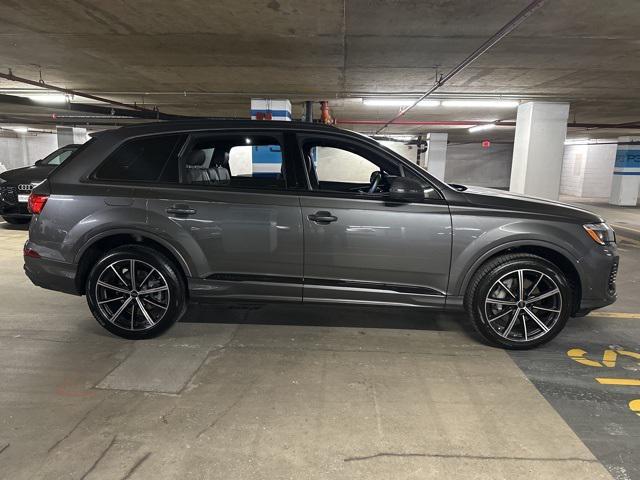 new 2025 Audi Q7 car, priced at $69,530