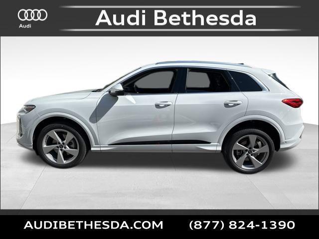 new 2025 Audi Q5 car, priced at $67,860
