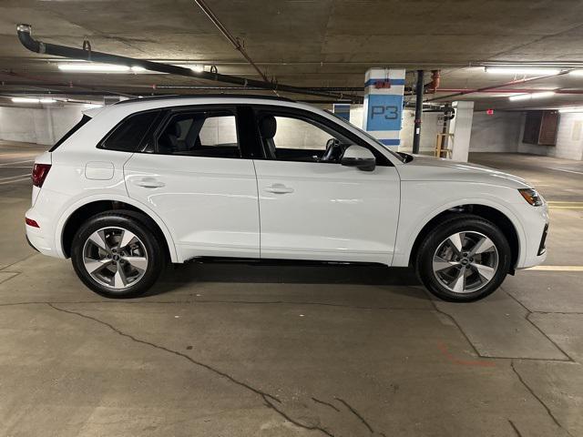 new 2025 Audi Q5 car, priced at $54,450