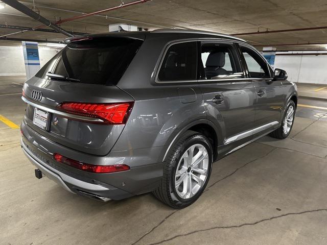 new 2025 Audi Q7 car