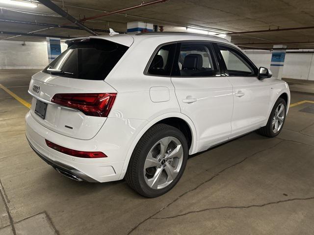 new 2024 Audi Q5 car, priced at $55,895