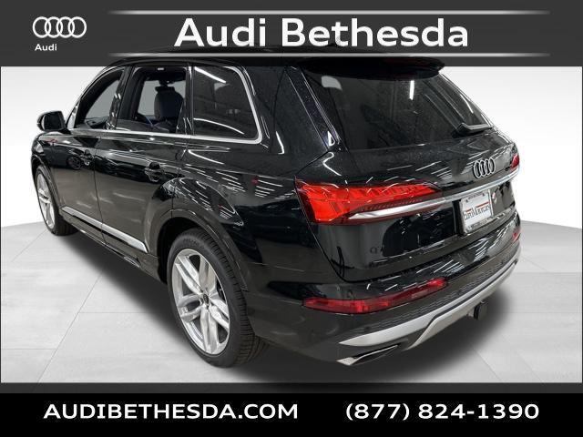 new 2025 Audi Q7 car, priced at $76,480