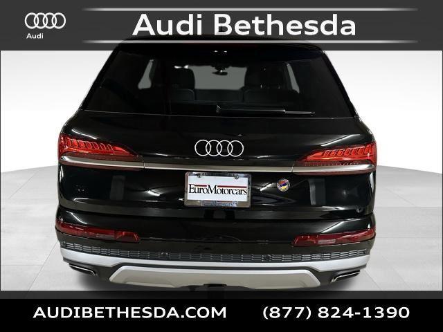 new 2025 Audi Q7 car, priced at $75,925