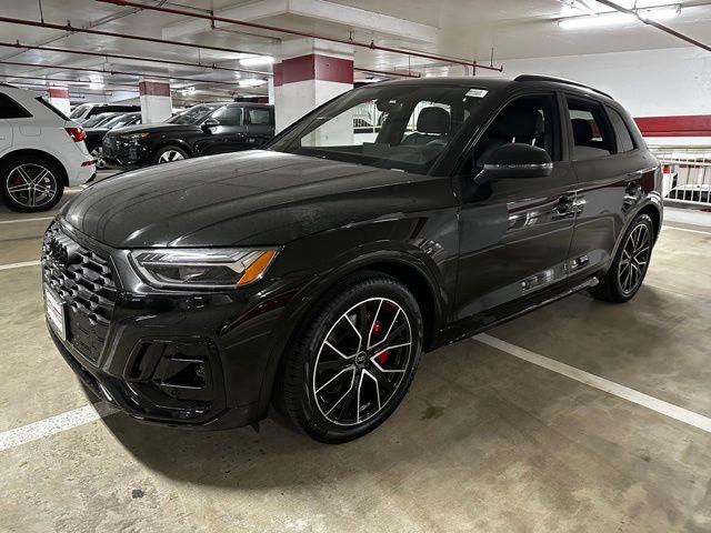 new 2025 Audi SQ5 car, priced at $67,870