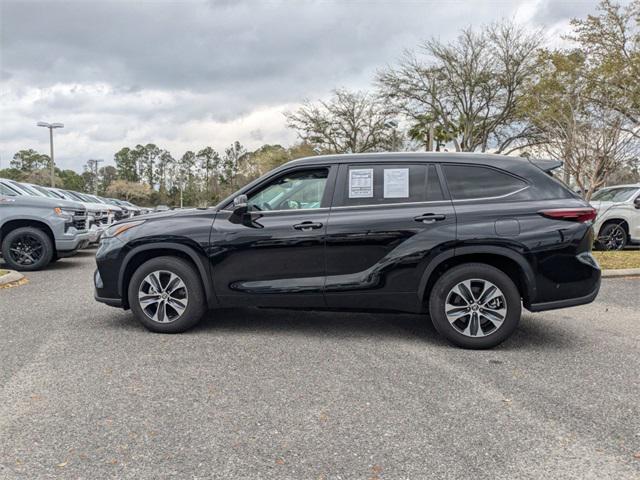 used 2024 Toyota Highlander car, priced at $39,945