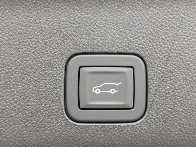 new 2025 Chevrolet Tahoe car, priced at $74,699
