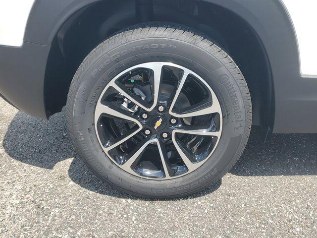 new 2026 Chevrolet TrailBlazer car, priced at $28,277