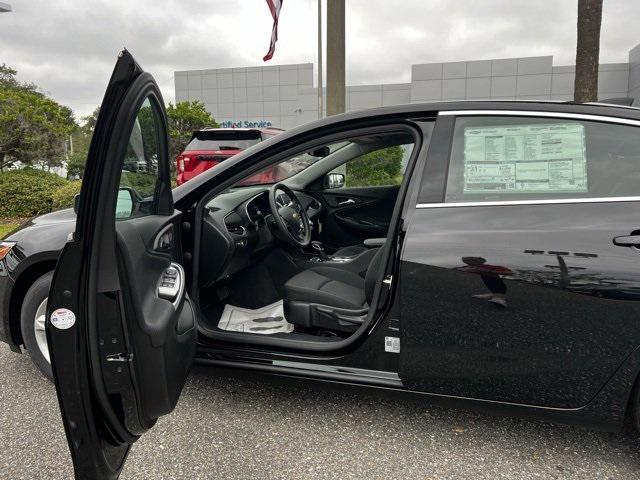 new 2025 Chevrolet Malibu car, priced at $25,915