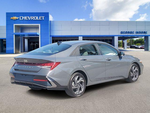 used 2025 Hyundai Elantra car, priced at $21,595