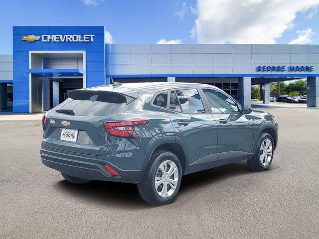 used 2025 Chevrolet Trax car, priced at $23,934