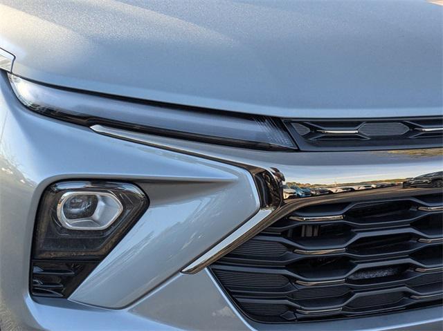 new 2025 Chevrolet TrailBlazer car, priced at $28,138