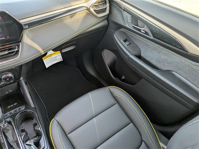new 2025 Chevrolet TrailBlazer car, priced at $28,138