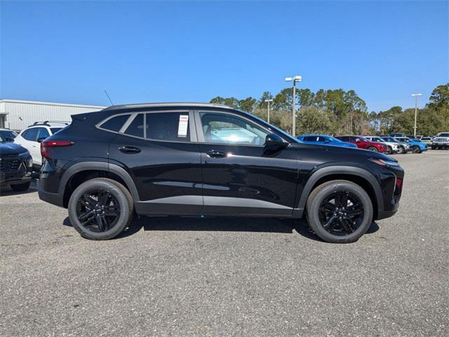 new 2025 Chevrolet Trax car, priced at $26,585