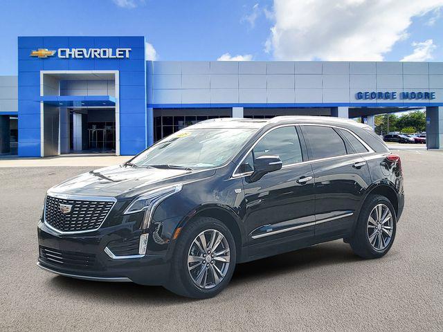 used 2025 Cadillac XT5 car, priced at $39,794