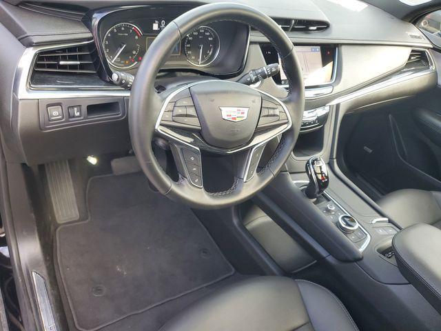 used 2025 Cadillac XT5 car, priced at $39,794