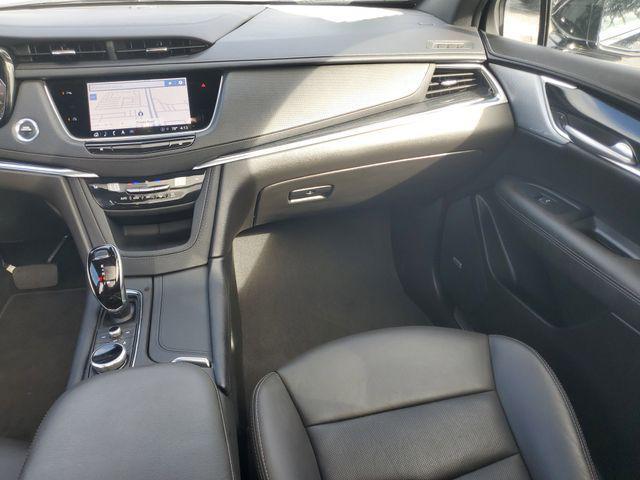 used 2025 Cadillac XT5 car, priced at $39,794