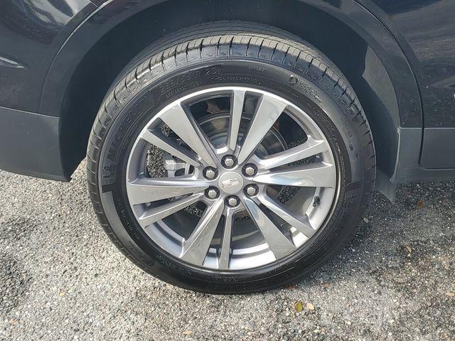 used 2025 Cadillac XT5 car, priced at $39,794