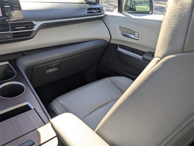 used 2021 Toyota Sienna car, priced at $32,304