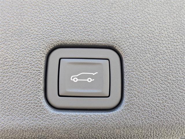new 2025 Chevrolet Traverse car, priced at $48,025