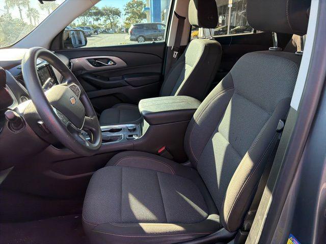 used 2021 Chevrolet Traverse car, priced at $20,596