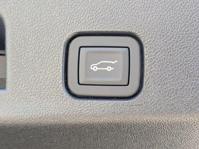new 2025 Chevrolet Traverse car, priced at $47,592
