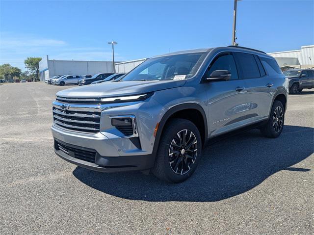 new 2025 Chevrolet Traverse car, priced at $49,617