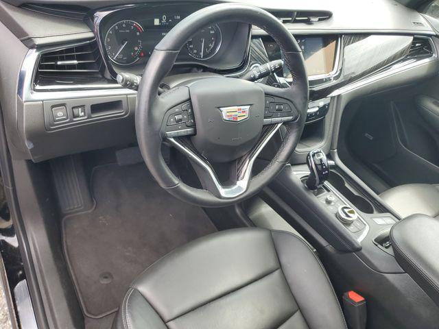 used 2025 Cadillac XT6 car, priced at $45,995
