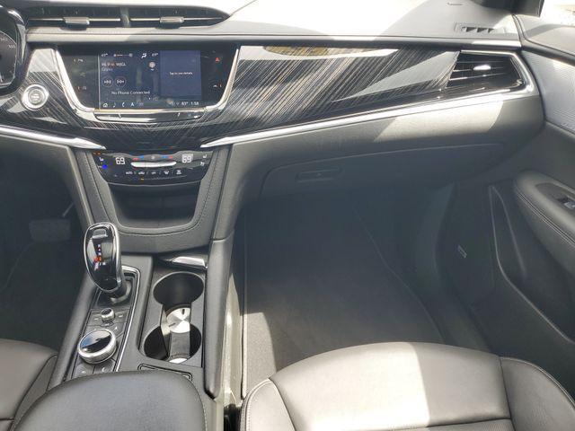 used 2025 Cadillac XT6 car, priced at $45,995