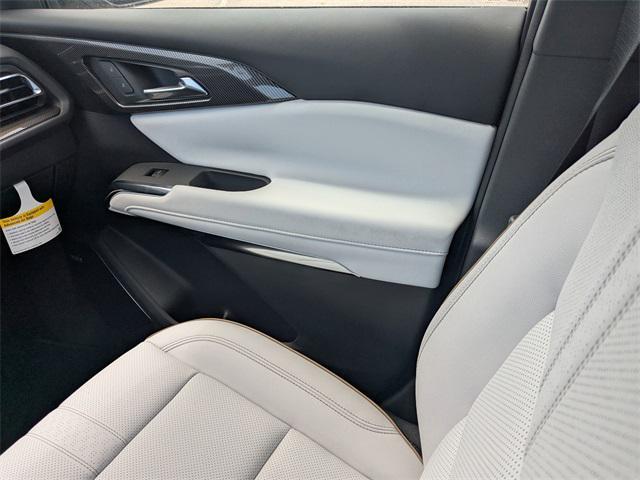 new 2025 Chevrolet Traverse car, priced at $55,920