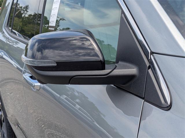 new 2025 Chevrolet Traverse car, priced at $55,920