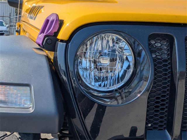 used 2021 Jeep Wrangler Unlimited car, priced at $27,394