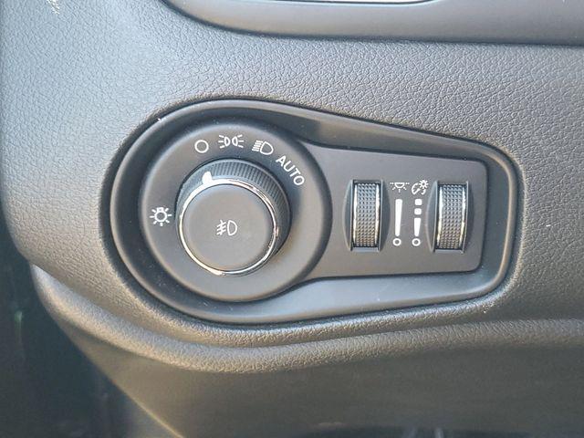 used 2021 Jeep Renegade car, priced at $18,295