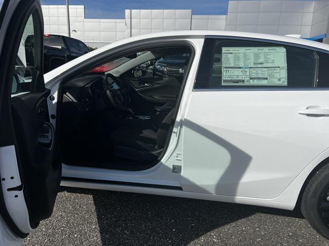 new 2025 Chevrolet Malibu car, priced at $30,190