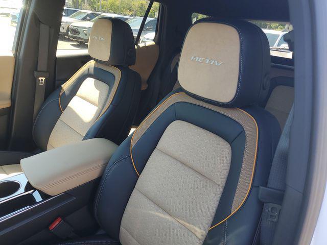 new 2026 Chevrolet Equinox car, priced at $35,421