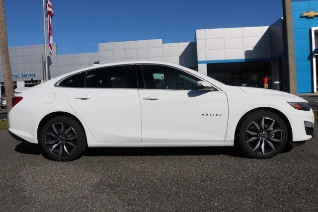 new 2025 Chevrolet Malibu car, priced at $27,115