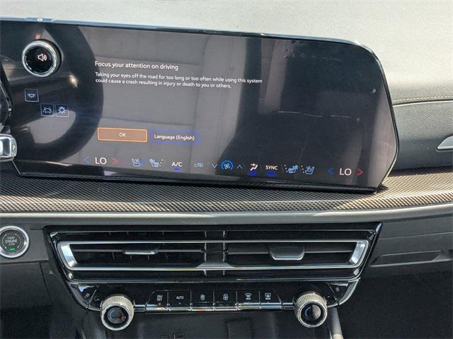 new 2025 Chevrolet Traverse car, priced at $56,915