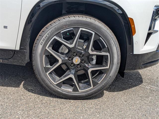 new 2025 Chevrolet Traverse car, priced at $56,915