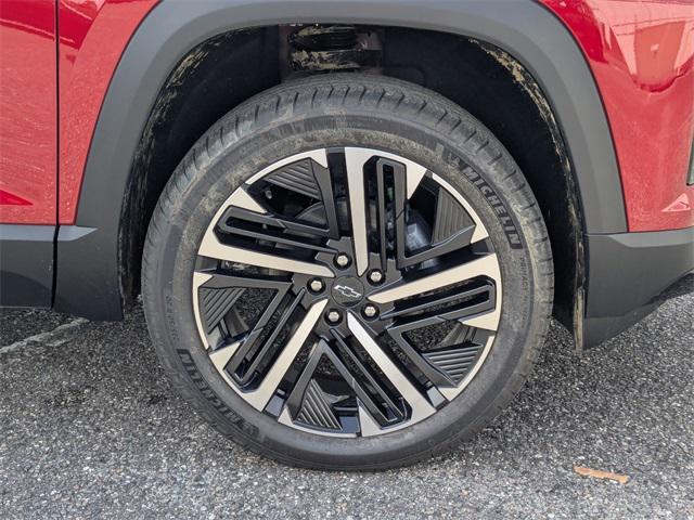 new 2026 Chevrolet Equinox car, priced at $36,340