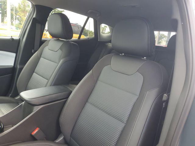 new 2025 Chevrolet Trax car, priced at $24,472