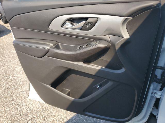 used 2022 Chevrolet Traverse car, priced at $24,946