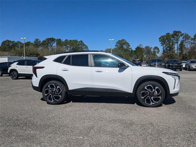 new 2025 Chevrolet Trax car, priced at $25,690