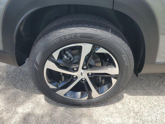 new 2025 Chevrolet Trax car, priced at $23,076