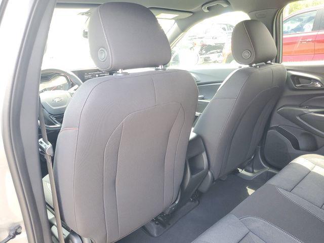 new 2025 Chevrolet Trax car, priced at $23,076