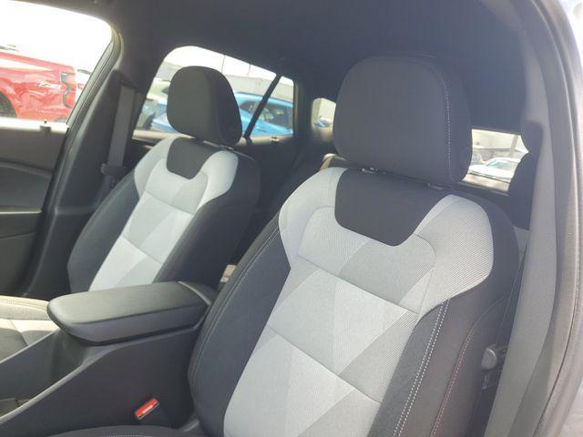 new 2025 Chevrolet Trax car, priced at $23,076