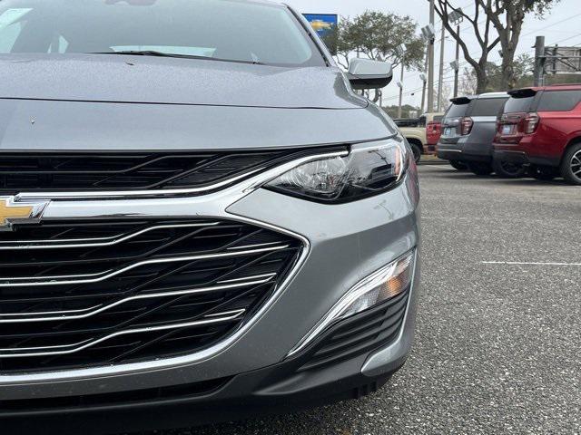 new 2025 Chevrolet Malibu car, priced at $25,915