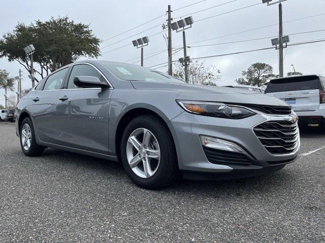 new 2025 Chevrolet Malibu car, priced at $25,915